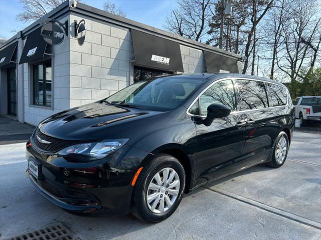 2021 Chrysler Voyager L