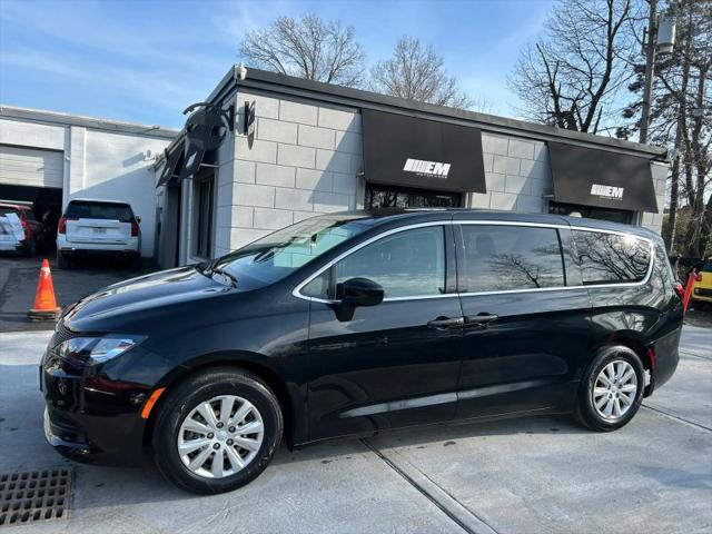 2021 Chrysler Voyager L
