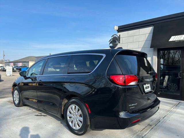 2021 Chrysler Voyager L