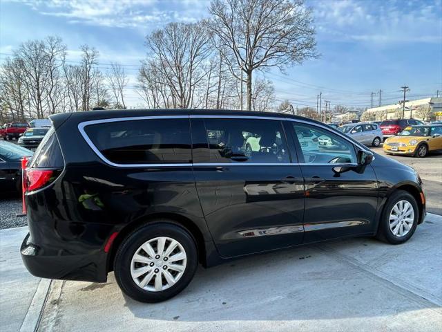 2021 Chrysler Voyager L