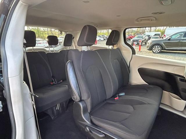 2021 Chrysler Voyager L