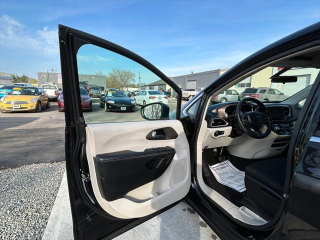 2021 Chrysler Voyager L