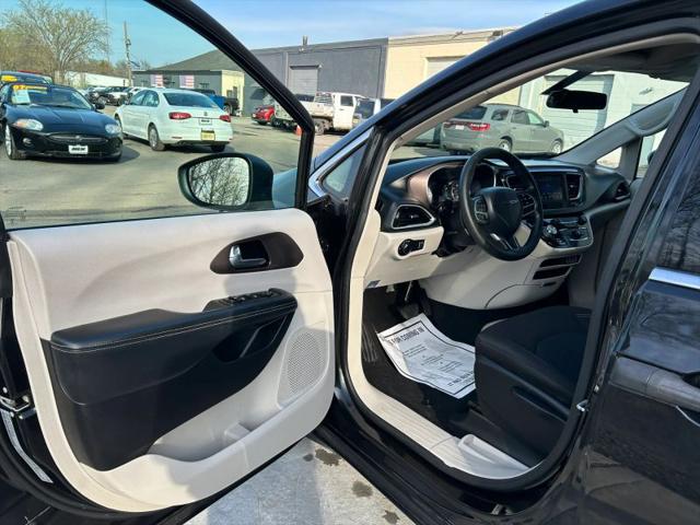 2021 Chrysler Voyager L