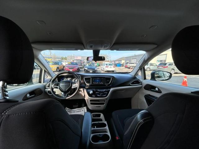 2021 Chrysler Voyager L