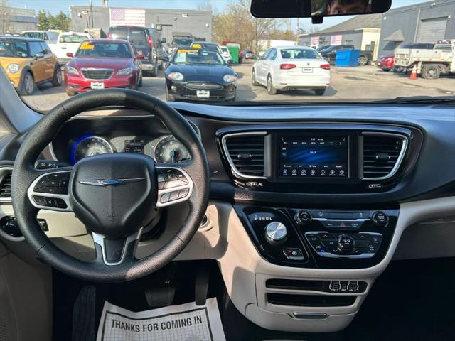 2021 Chrysler Voyager L