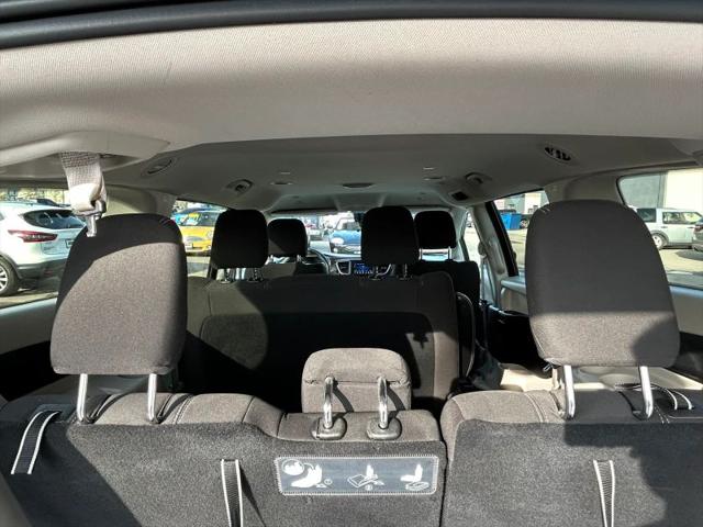 2021 Chrysler Voyager L