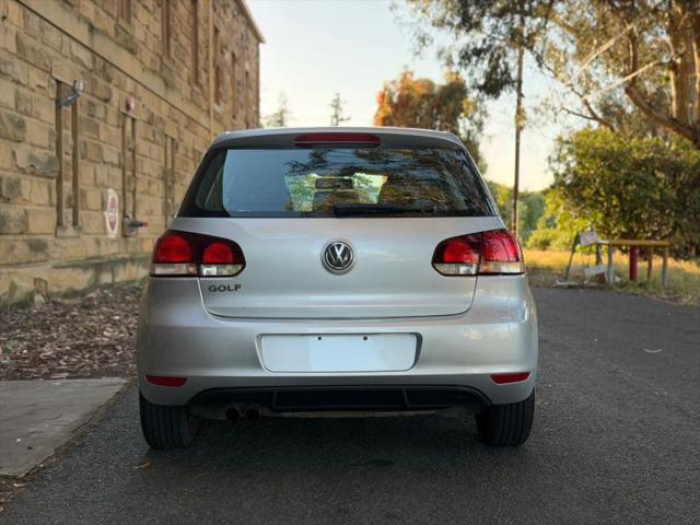 2012 Volkswagen Golf 2.5L 2-Door