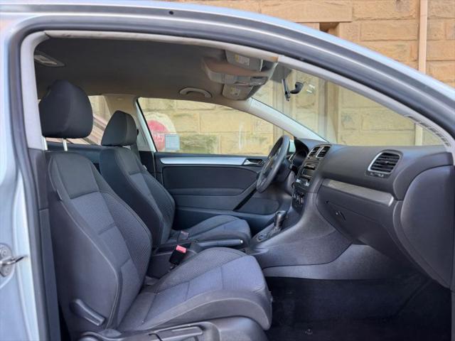 2012 Volkswagen Golf 2.5L 2-Door