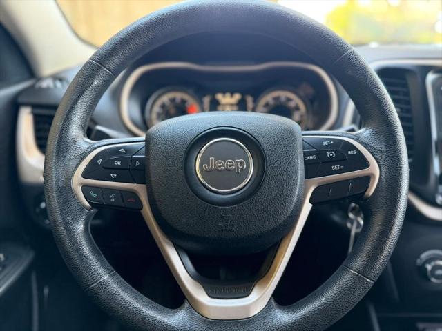 2016 Jeep Cherokee Sport