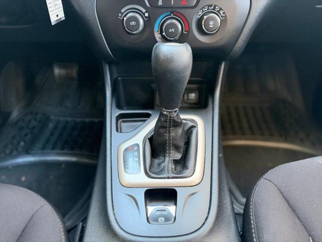 2016 Jeep Cherokee Sport