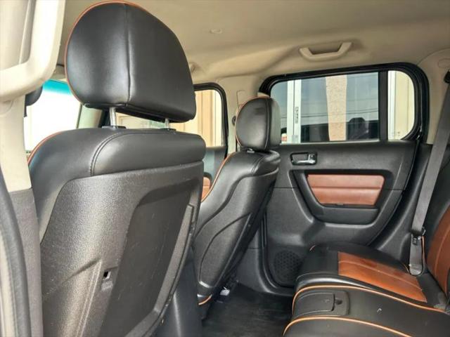 2006 HUMMER H3 Base