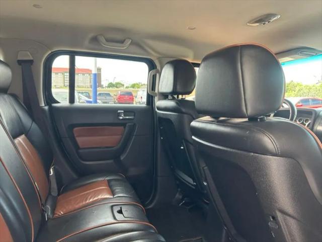 2006 HUMMER H3 Base