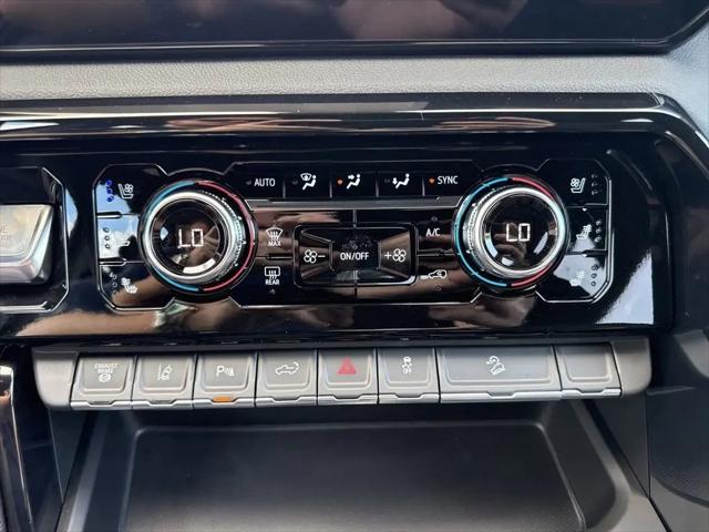 2026 GMC Sierra 2500HD Crew Cab, Standard Bed, AT4, 4WD