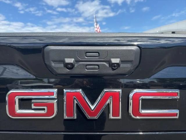 2026 GMC Sierra 2500HD Crew Cab, Standard Bed, AT4, 4WD