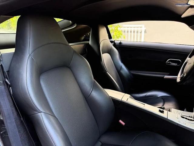 2004 Chrysler Crossfire Base