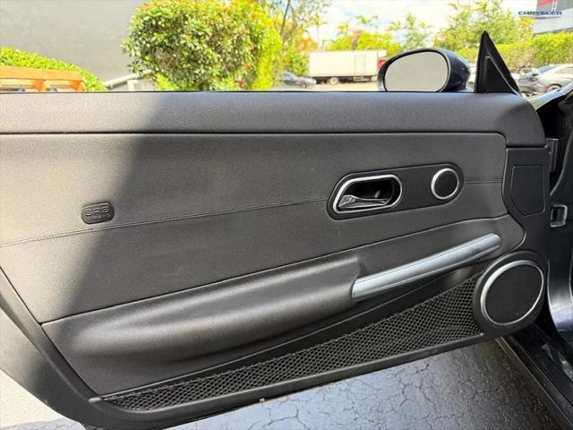 2004 Chrysler Crossfire Base