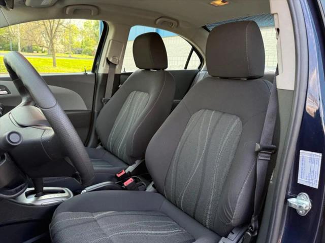 2015 Chevrolet Sonic LT Auto