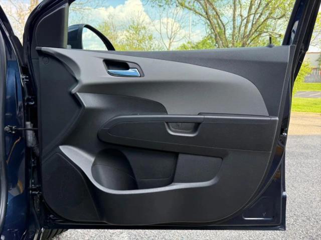 2015 Chevrolet Sonic LT Auto