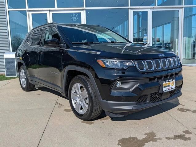 2022 Jeep Compass Latitude FWD