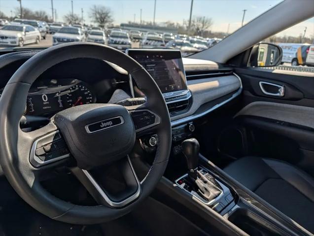2022 Jeep Compass Latitude FWD