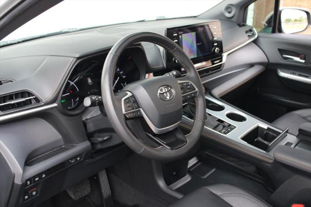 2024 Toyota Sienna Woodland Edition