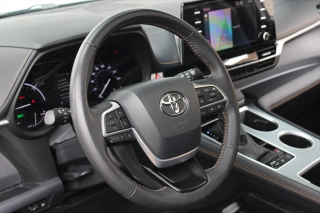 2024 Toyota Sienna Woodland Edition