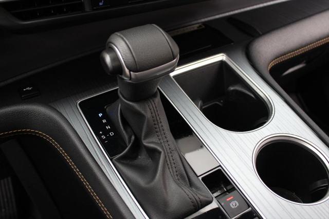 2024 Toyota Sienna Woodland Edition
