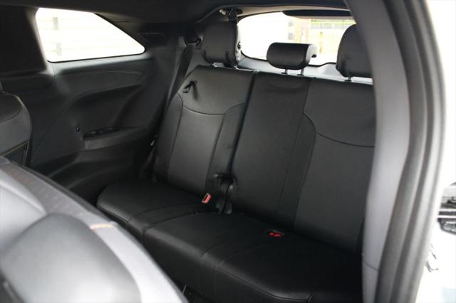 2024 Toyota Sienna Woodland Edition