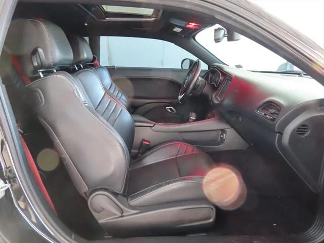 2016 Dodge Challenger SRT 392
