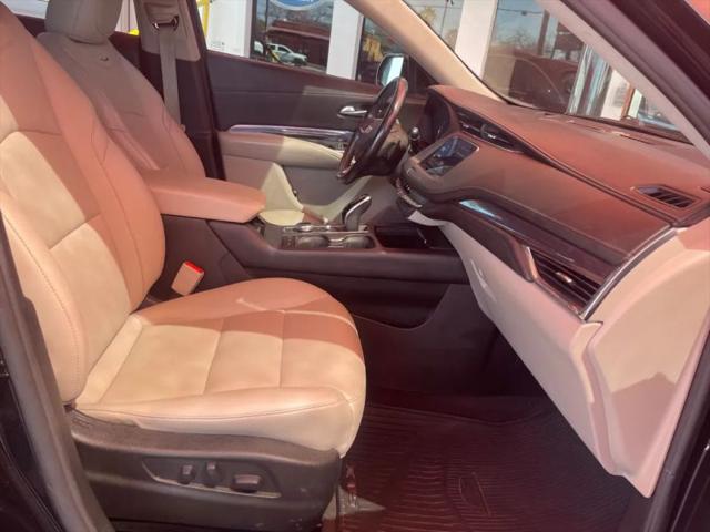 2021 Cadillac XT4 FWD Luxury