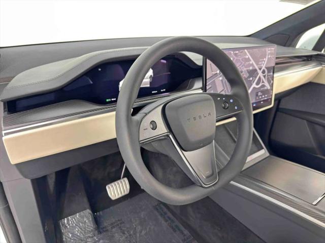 2022 Tesla Model X Plaid Tri Motor All-Wheel Drive