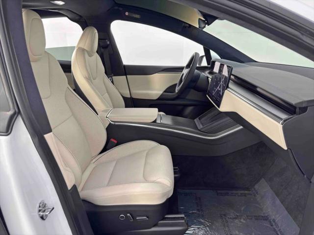 2022 Tesla Model X Plaid Tri Motor All-Wheel Drive