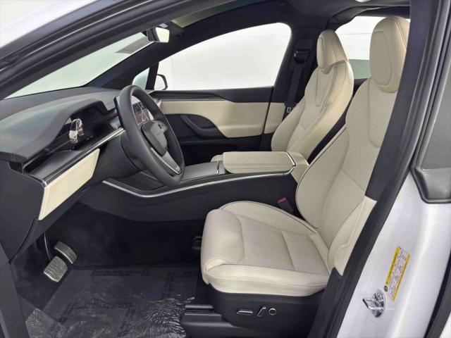 2022 Tesla Model X Plaid Tri Motor All-Wheel Drive
