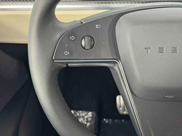 2022 Tesla Model X Plaid Tri Motor All-Wheel Drive