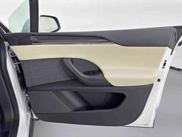 2022 Tesla Model X Plaid Tri Motor All-Wheel Drive