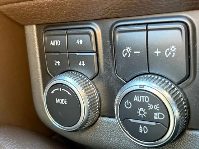 2022 GMC Yukon XL 4WD Denali