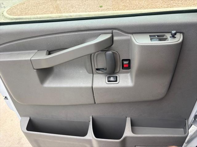 2024 GMC Savana Cargo RWD 2500 Regular Wheelbase Work Van