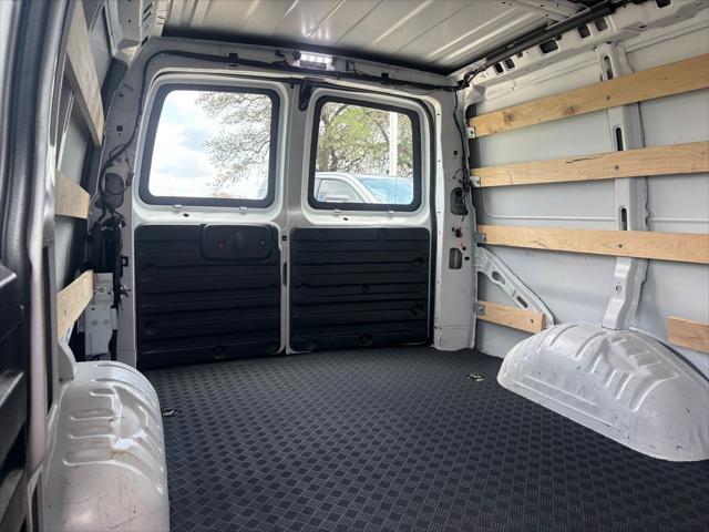 2024 GMC Savana Cargo RWD 2500 Regular Wheelbase Work Van