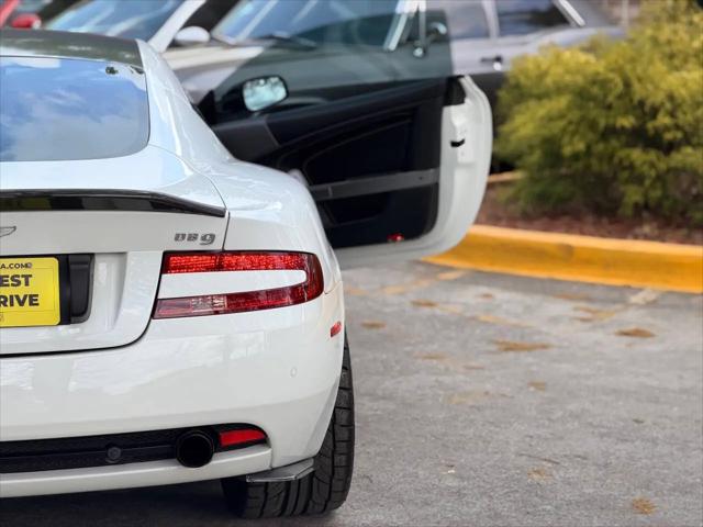 2009 Aston Martin DB9 Standard