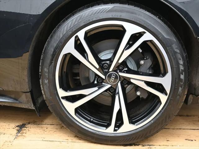 2023 Audi e-tron GT Prestige quattro