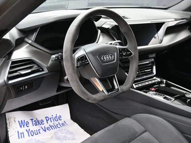 2023 Audi e-tron GT Prestige quattro