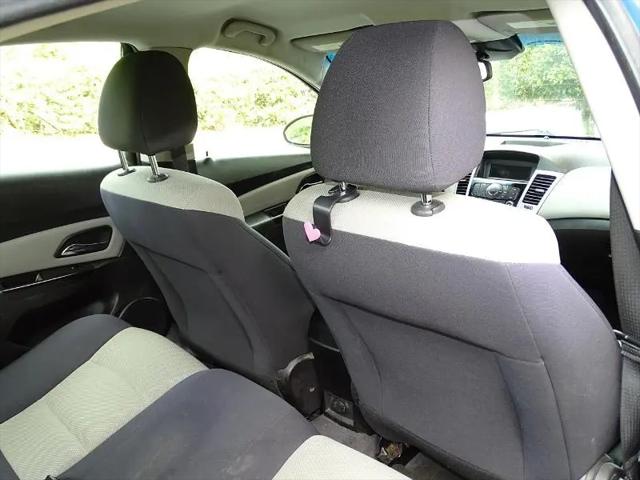 2012 Chevrolet Cruze LS