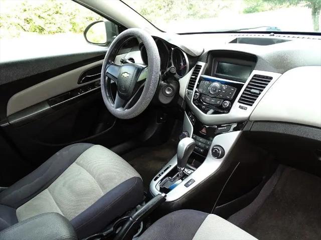 2012 Chevrolet Cruze LS