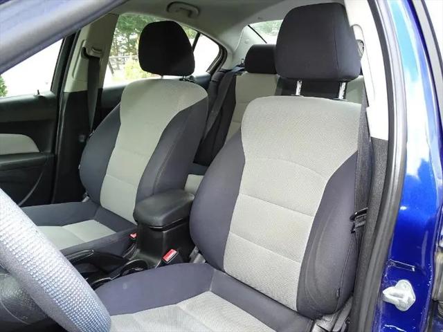 2012 Chevrolet Cruze LS