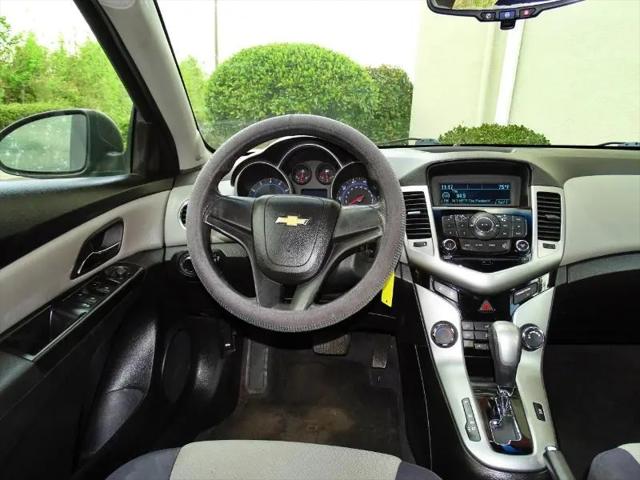 2012 Chevrolet Cruze LS
