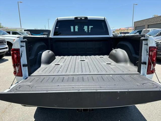 2026 Ram 3500 Laramie Crew Cab 4x4 64 Box