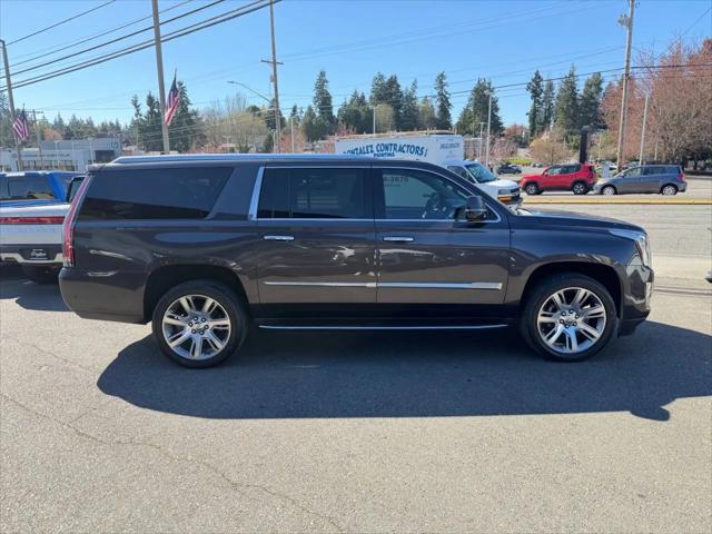 2017 Cadillac Escalade ESV Luxury