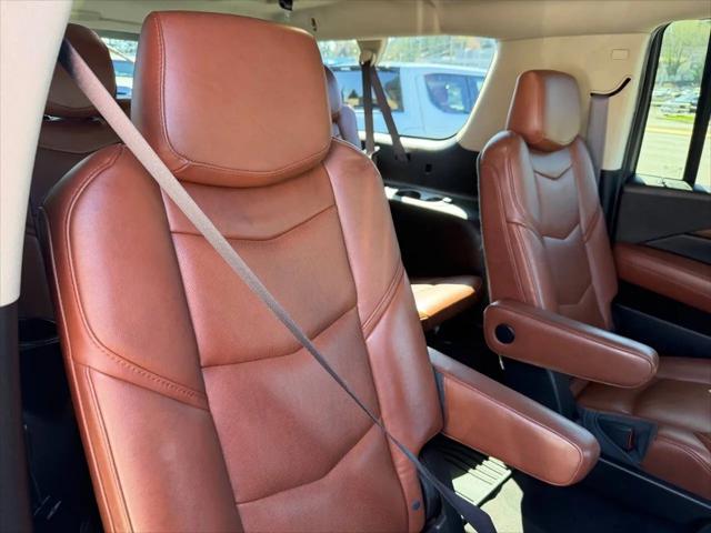 2017 Cadillac Escalade ESV Luxury