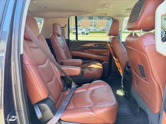 2017 Cadillac Escalade ESV Luxury