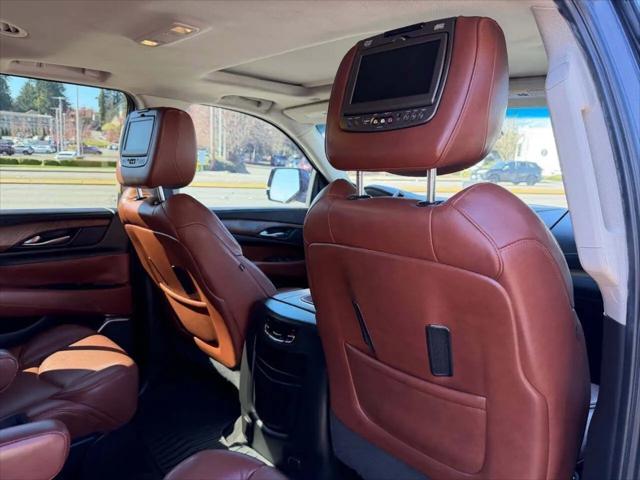 2017 Cadillac Escalade ESV Luxury